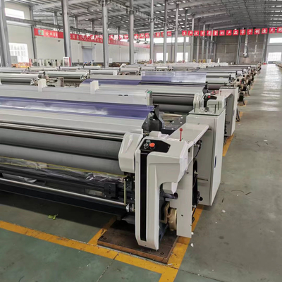 High Speed 3.8kw Water Jet Power Loom 360cm 1200 RPM Textile Cloth Weaving Machine